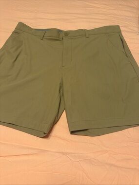 Kohl's Olive Green Men's Flat-Front Shorts